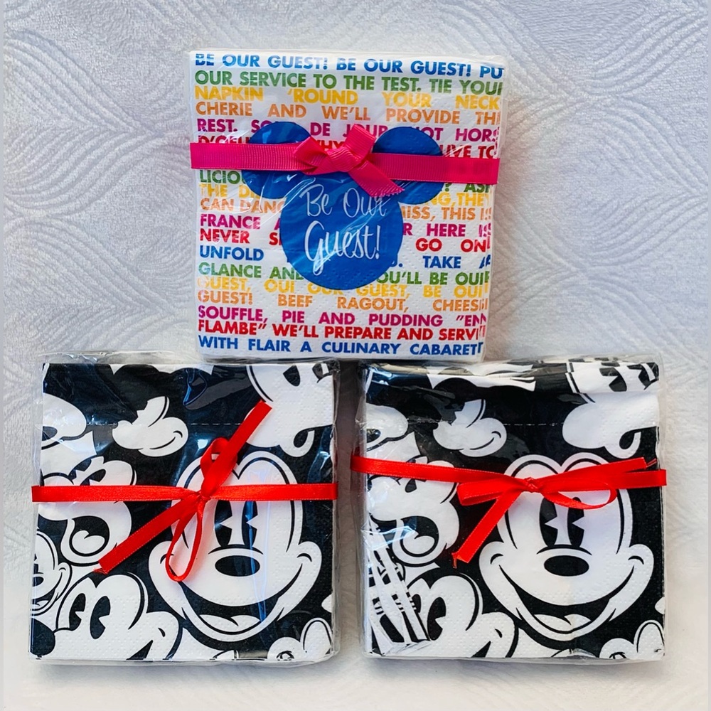 Disney Parks Mickey Mouse Beverage/ Cocktail / Appetizer Napkins - 3pack